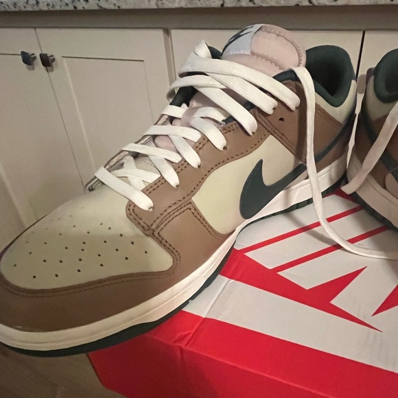 Nike Dunk Low Retro- size 12, green, brown and white - Picture 2 of 8